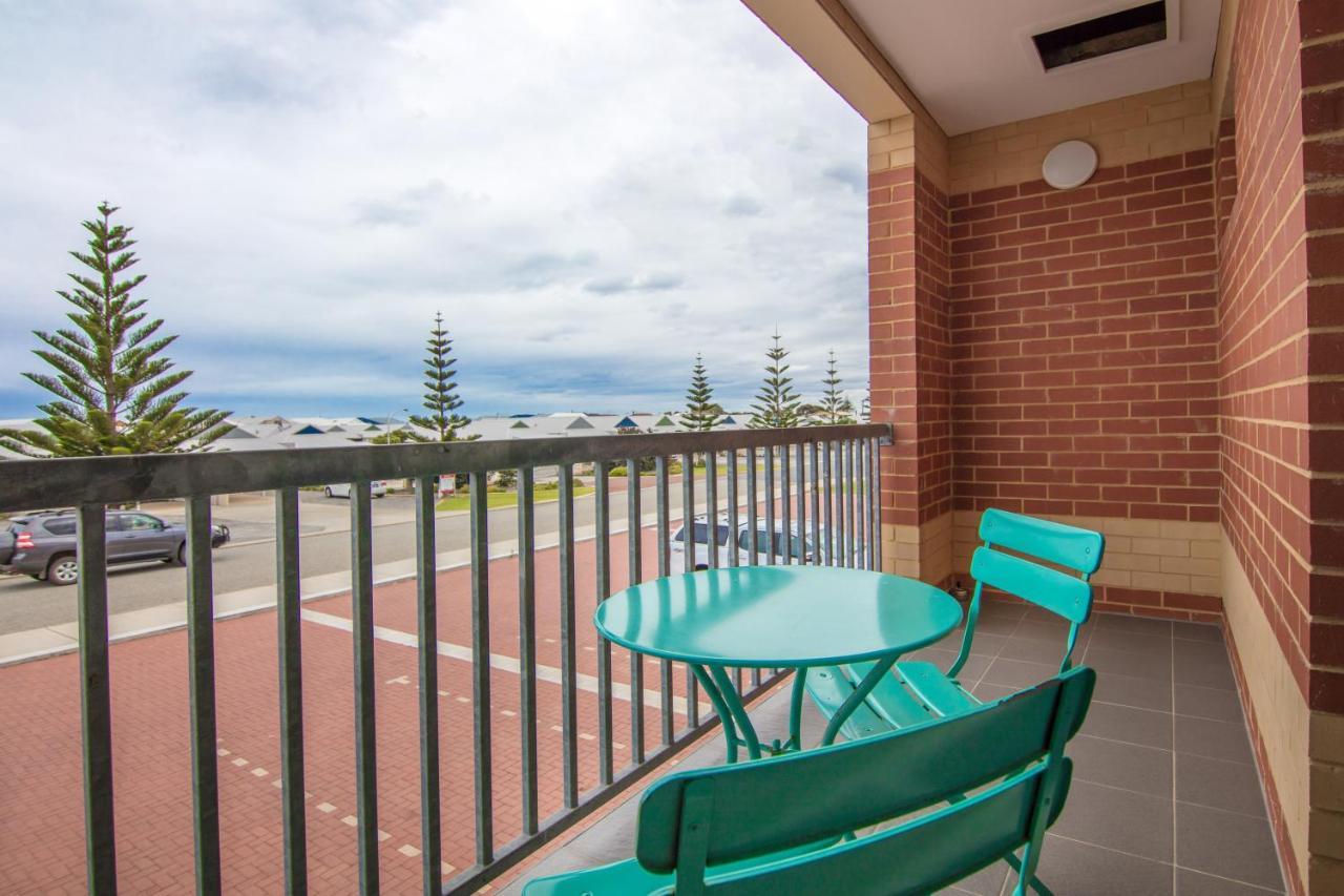 Jurien Bay Motel Apartments Extérieur photo