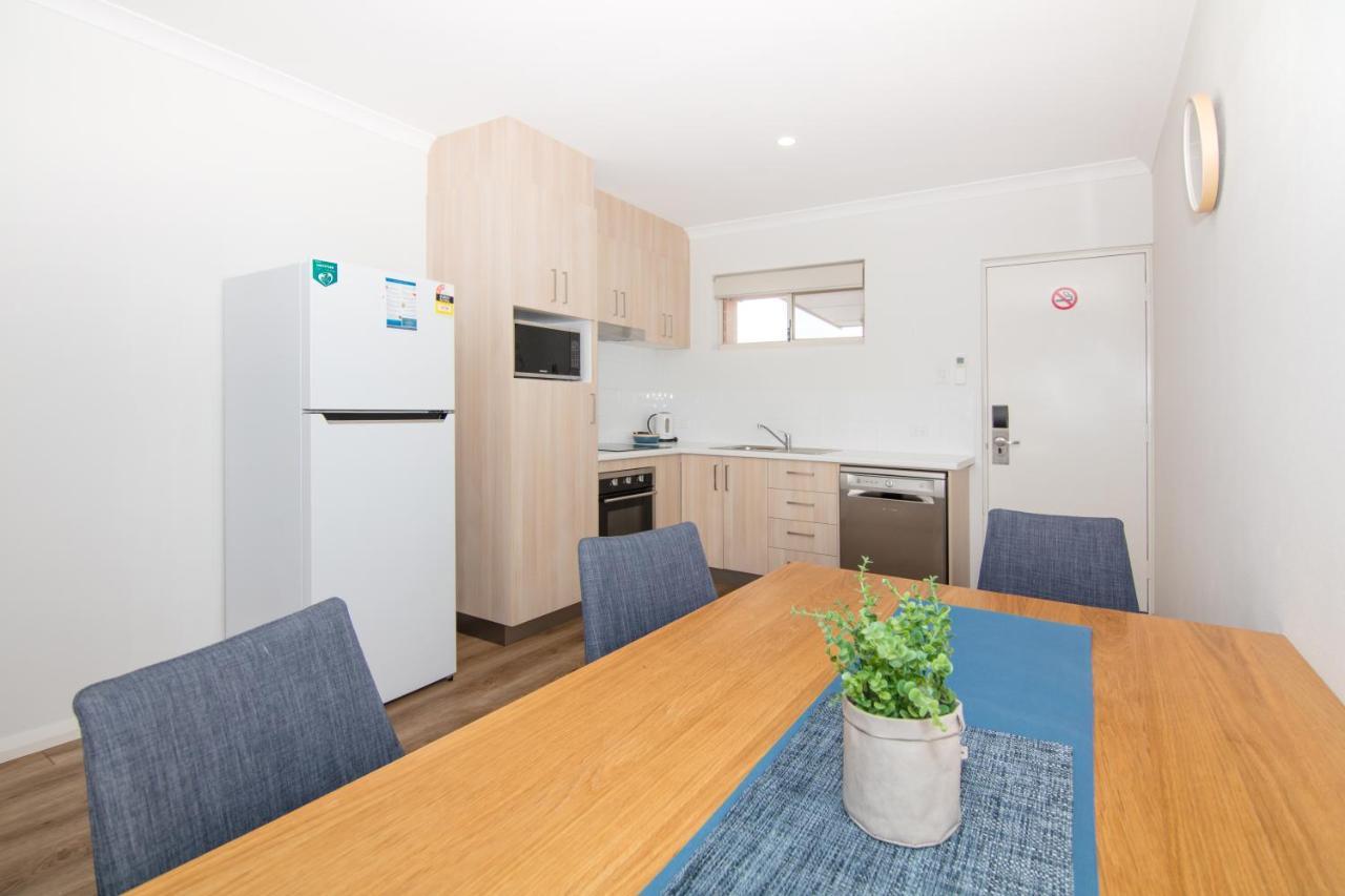 Jurien Bay Motel Apartments Extérieur photo