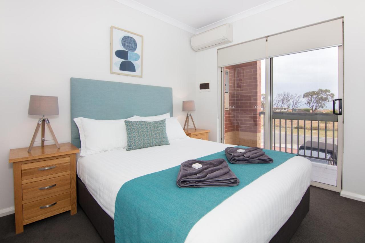 Jurien Bay Motel Apartments Extérieur photo