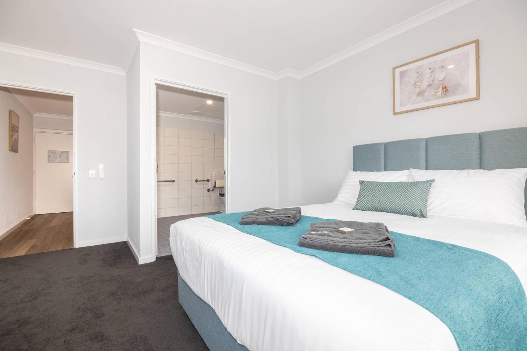 Jurien Bay Motel Apartments Extérieur photo