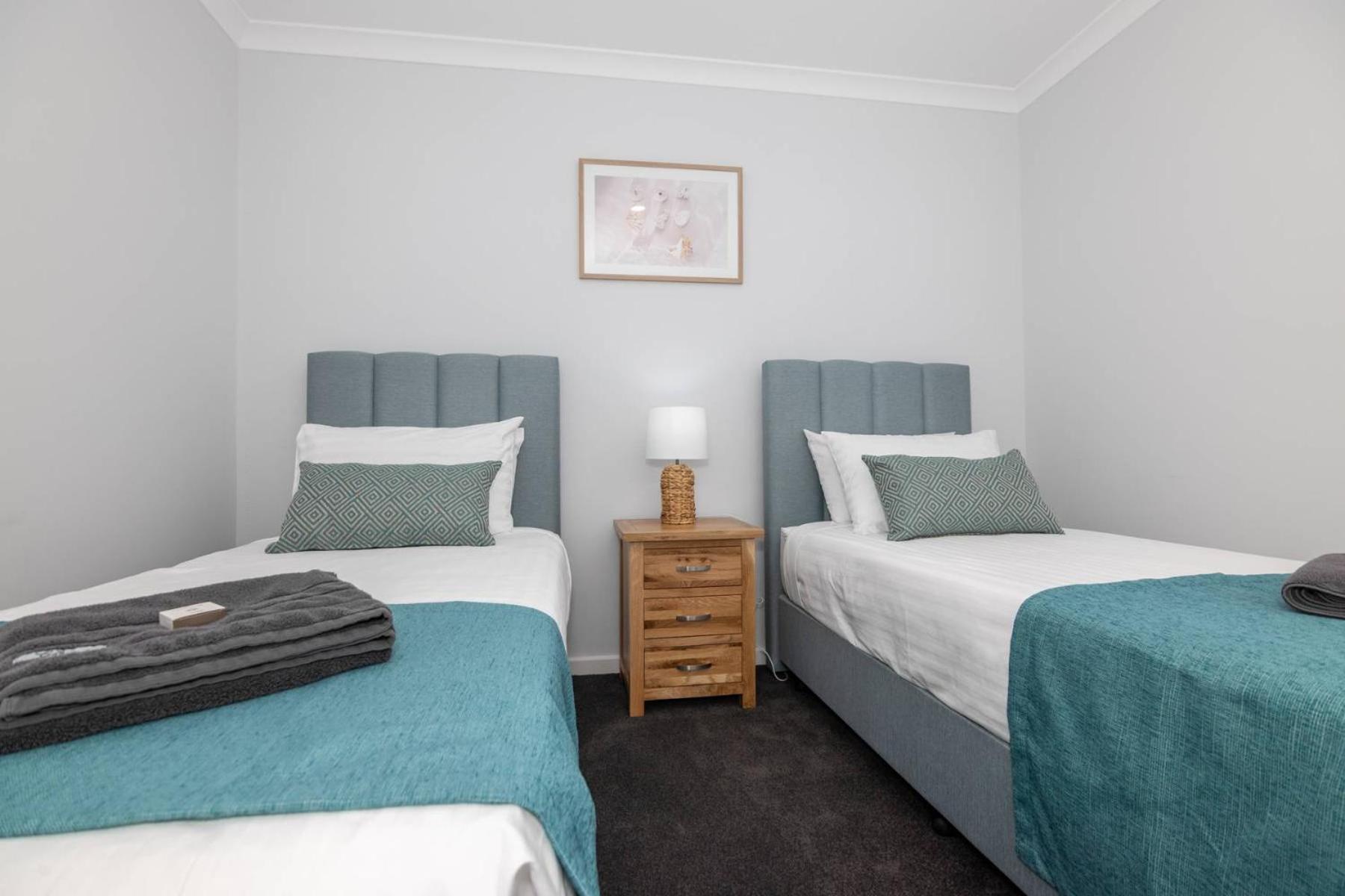Jurien Bay Motel Apartments Extérieur photo