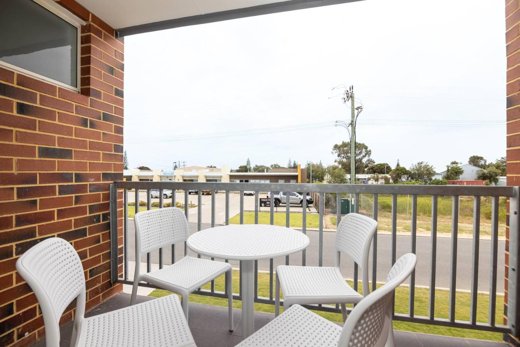 Jurien Bay Motel Apartments Extérieur photo