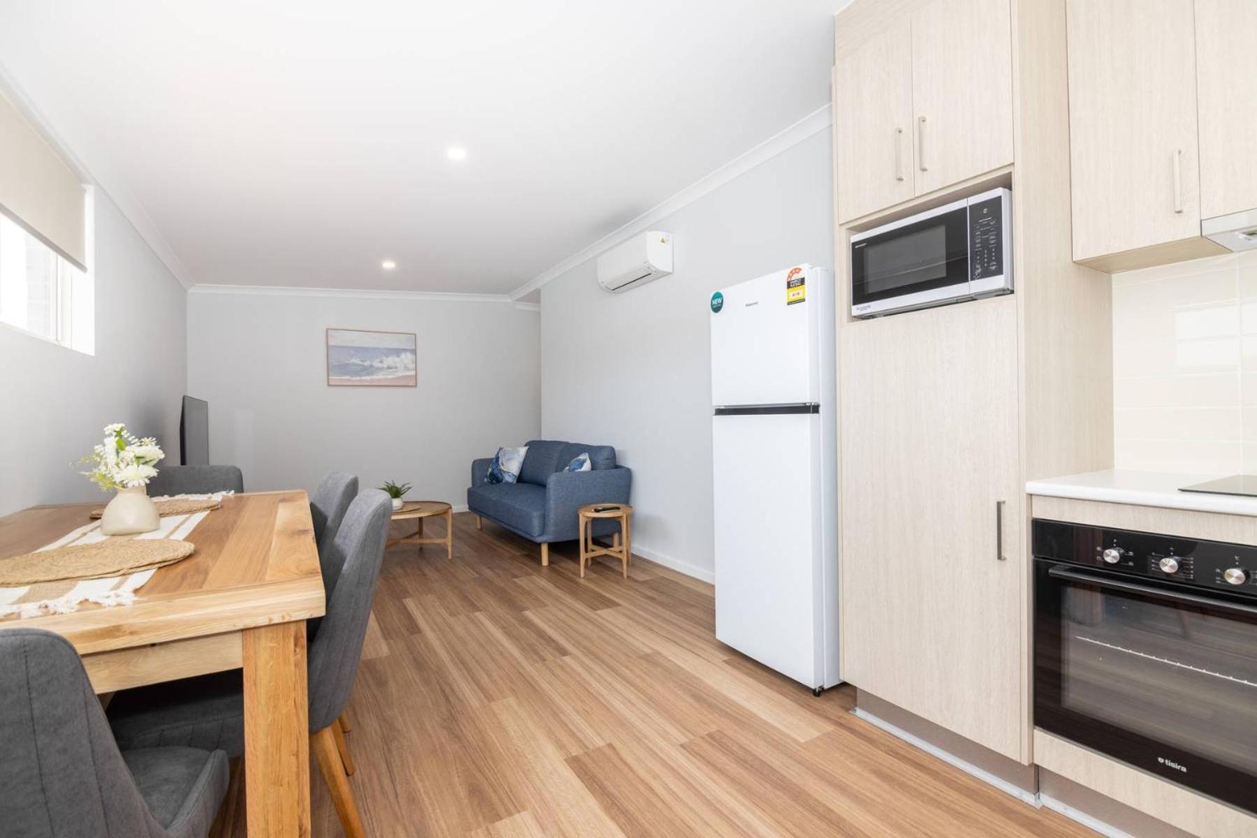 Jurien Bay Motel Apartments Extérieur photo