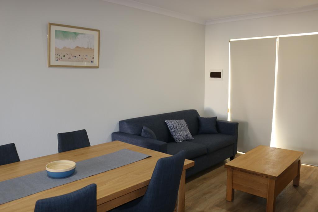 Jurien Bay Motel Apartments Extérieur photo