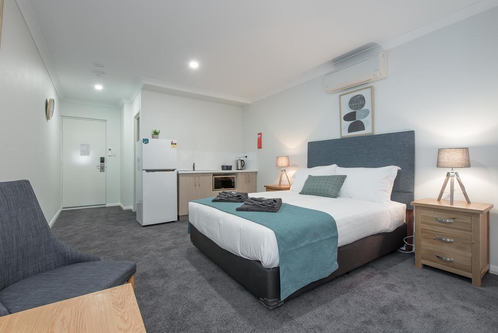 Jurien Bay Motel Apartments Extérieur photo